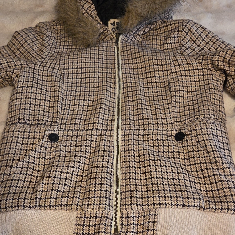 Volcom Black Quilted Jacket Womens - Picture 8 of 10